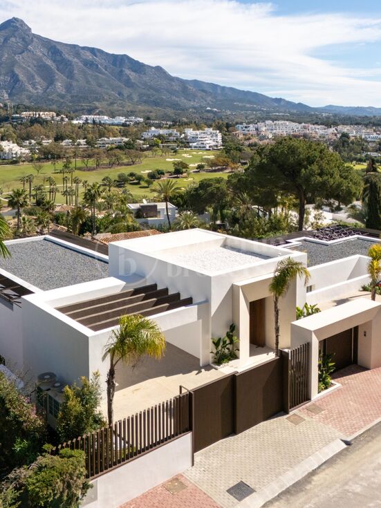Villa Alcala - Modern lyxvilla i Marbella Golf Valley