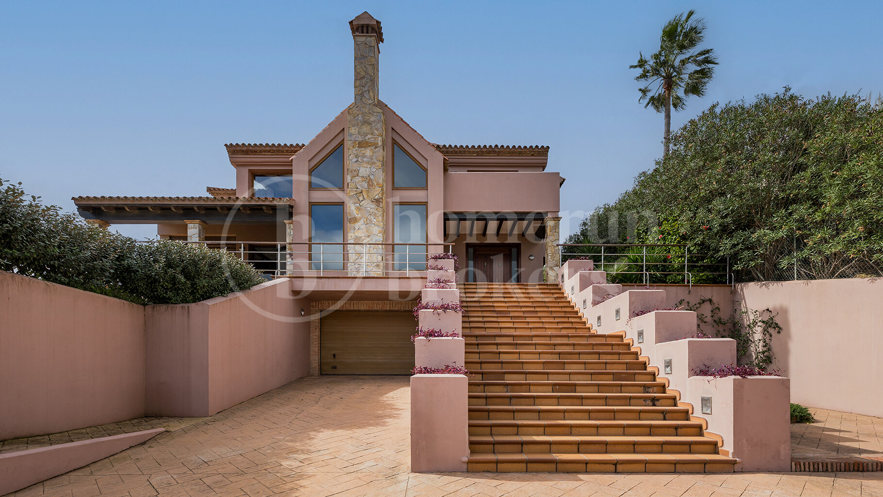Villa Alcaidesa - sea view villa with guest apartment