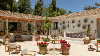 Villa La Serrana – A Private Mediterranean Resort