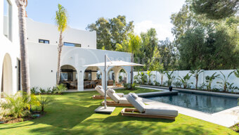 Villa Casasola - Renovated Mediterranean Villa Near the Beach