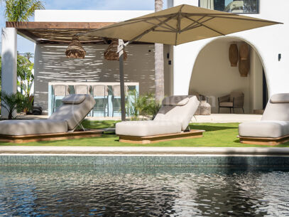 Villa Casasola – Renoverad medelhavsvilla nära stranden