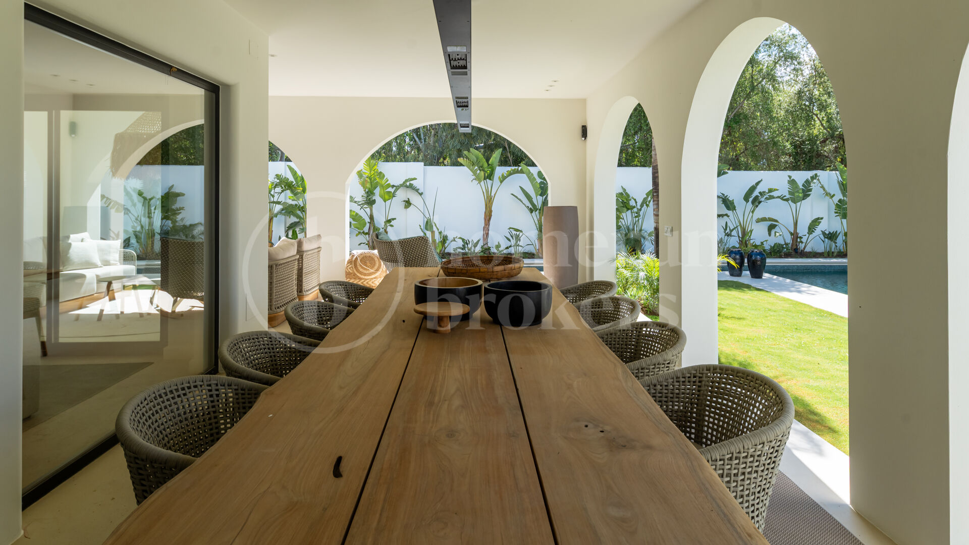 Villa Casasola – Renoverad medelhavsvilla nära stranden