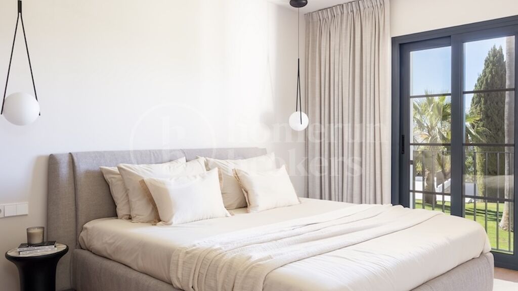 Villa Rita – Renoverad villa i El Paraíso Alto med havsutsikt