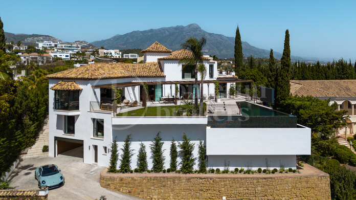 Villa Kumo – Lyxig designvilla i El Herrojo