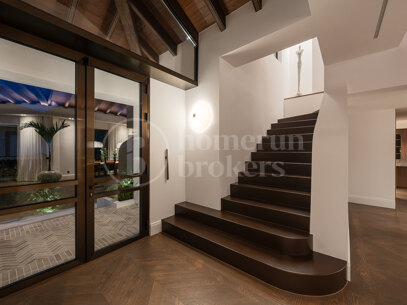 Villa Kumo – Lyxig designvilla i El Herrojo