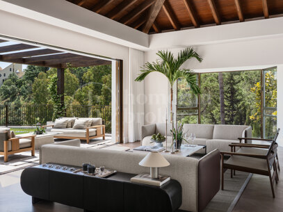 Villa Kumo – Lyxig designvilla i El Herrojo
