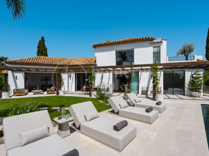 Villa Kumo – Lyxig designvilla i El Herrojo