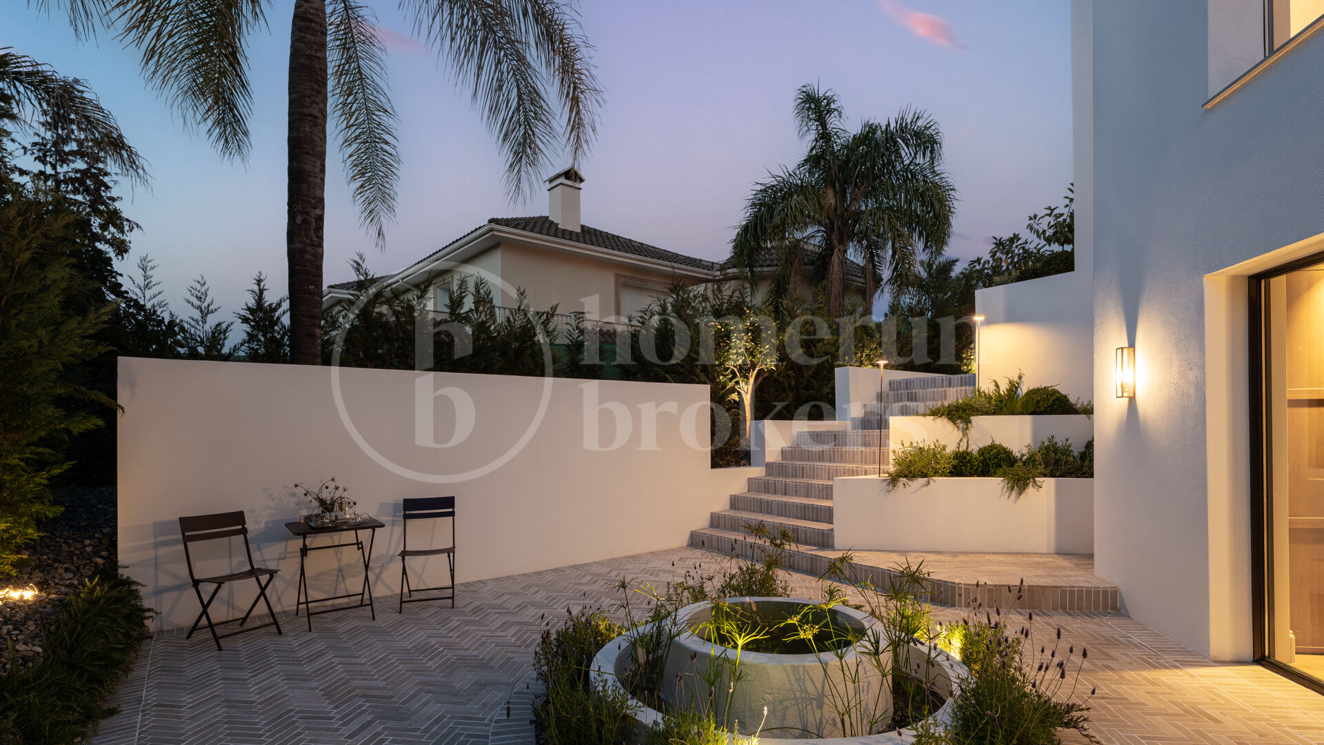 Villa Kumo - Luxury Designer Villa in El Herrojo