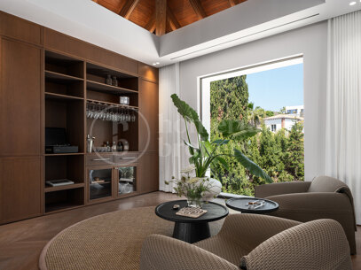 Villa Kumo – Lyxig designvilla i El Herrojo