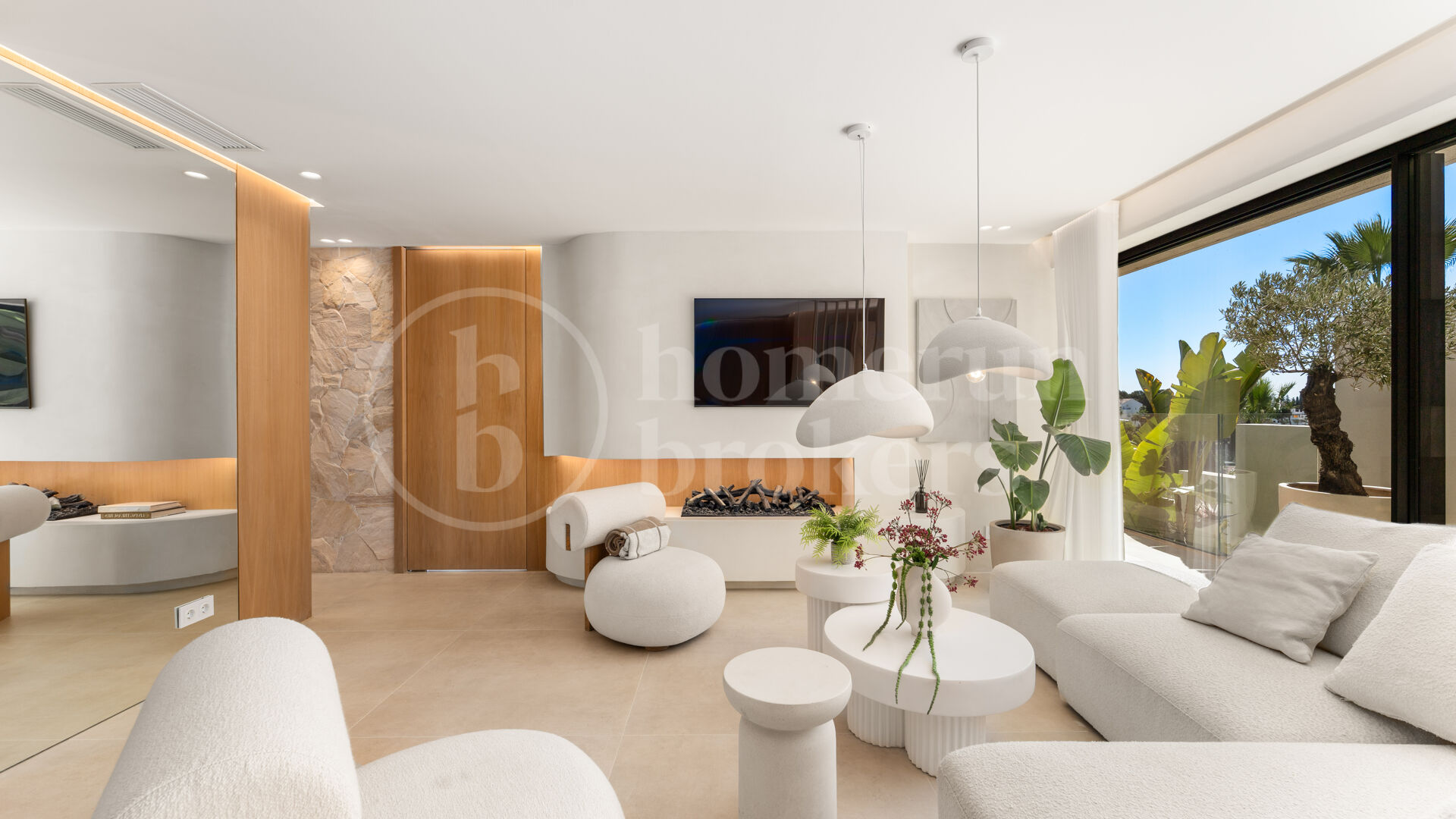 Villa View - Luxury renovated villa with sea views Nueva Andalucía