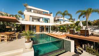 Villa View - Luxury renovated villa with sea views Nueva Andalucía