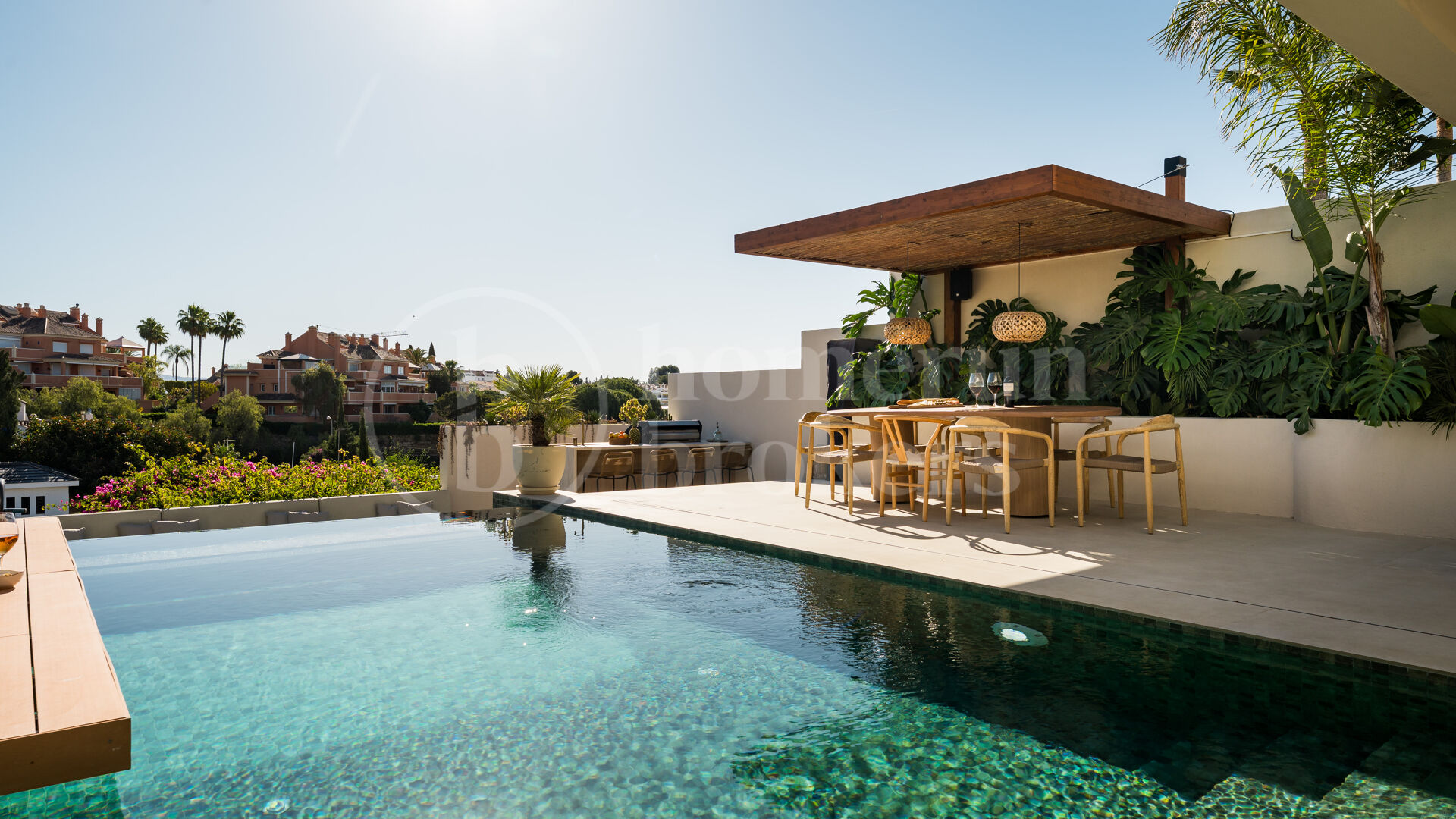 Villa View - Luxury renovated villa with sea views Nueva Andalucía