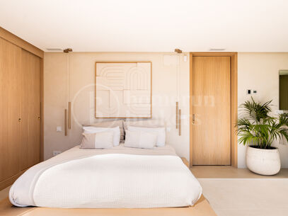 Villa View - Luxury renovated villa with sea views Nueva Andalucía