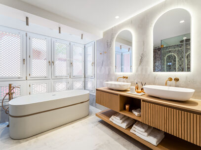 Penthouse Torre Bermeja - Luxury Beachfront Duplex