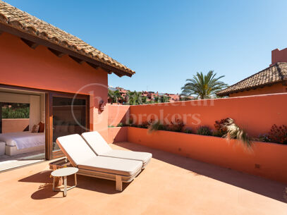 Penthouse Torre Bermeja - Luxury Beachfront Duplex