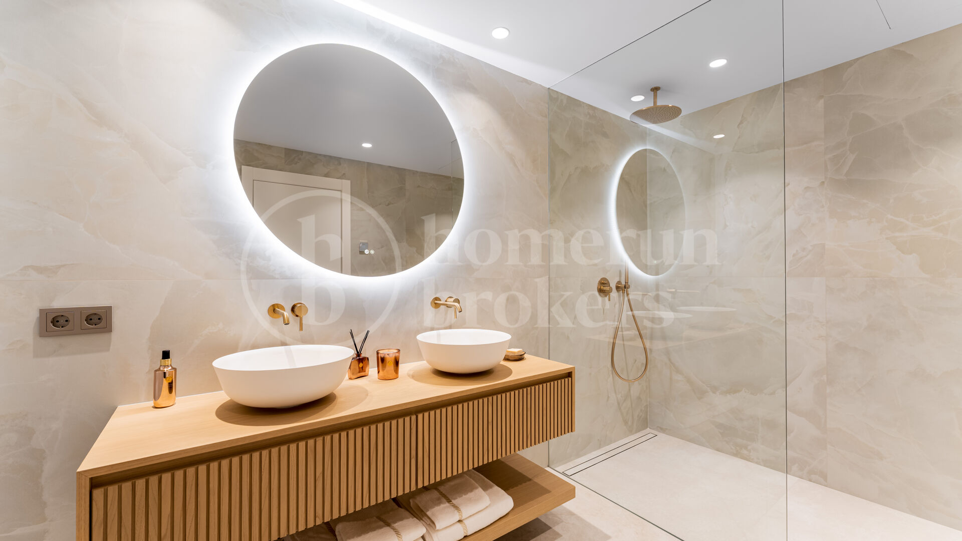 Penthouse Torre Bermeja - Luxury Beachfront Duplex