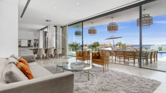 Villa Fuego - Modern 5 bed villa med havsutsikt Benahavis
