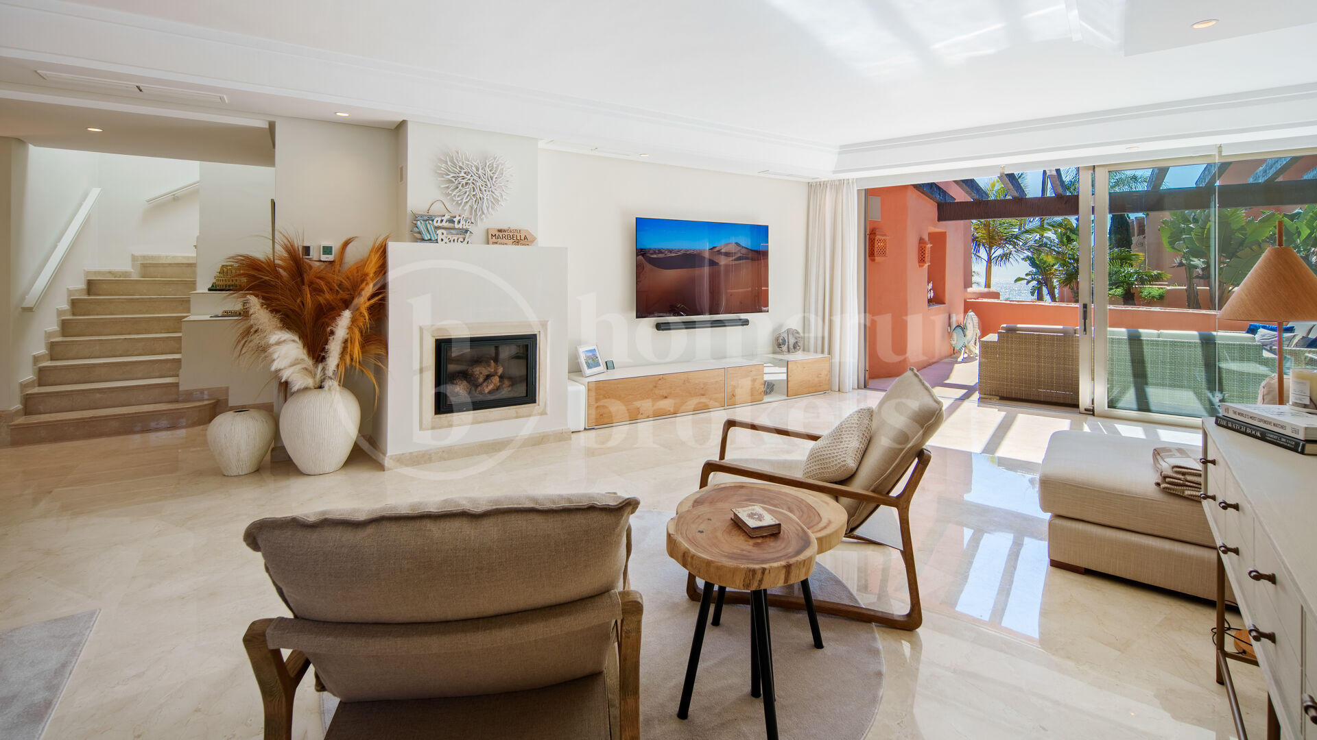 Duplex La Morera - Beachfront Duplex Penthouse with Sea Views in East Marbella