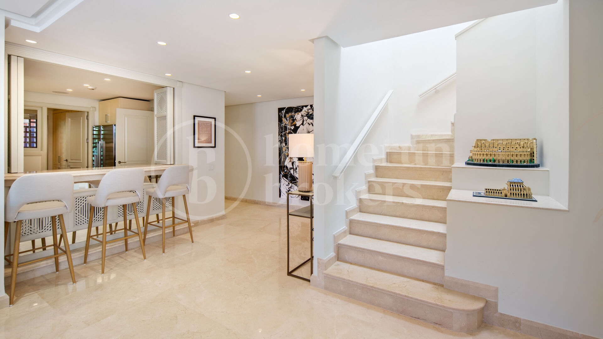 Duplex La Morera - Beachfront Duplex Penthouse with Sea Views in East Marbella