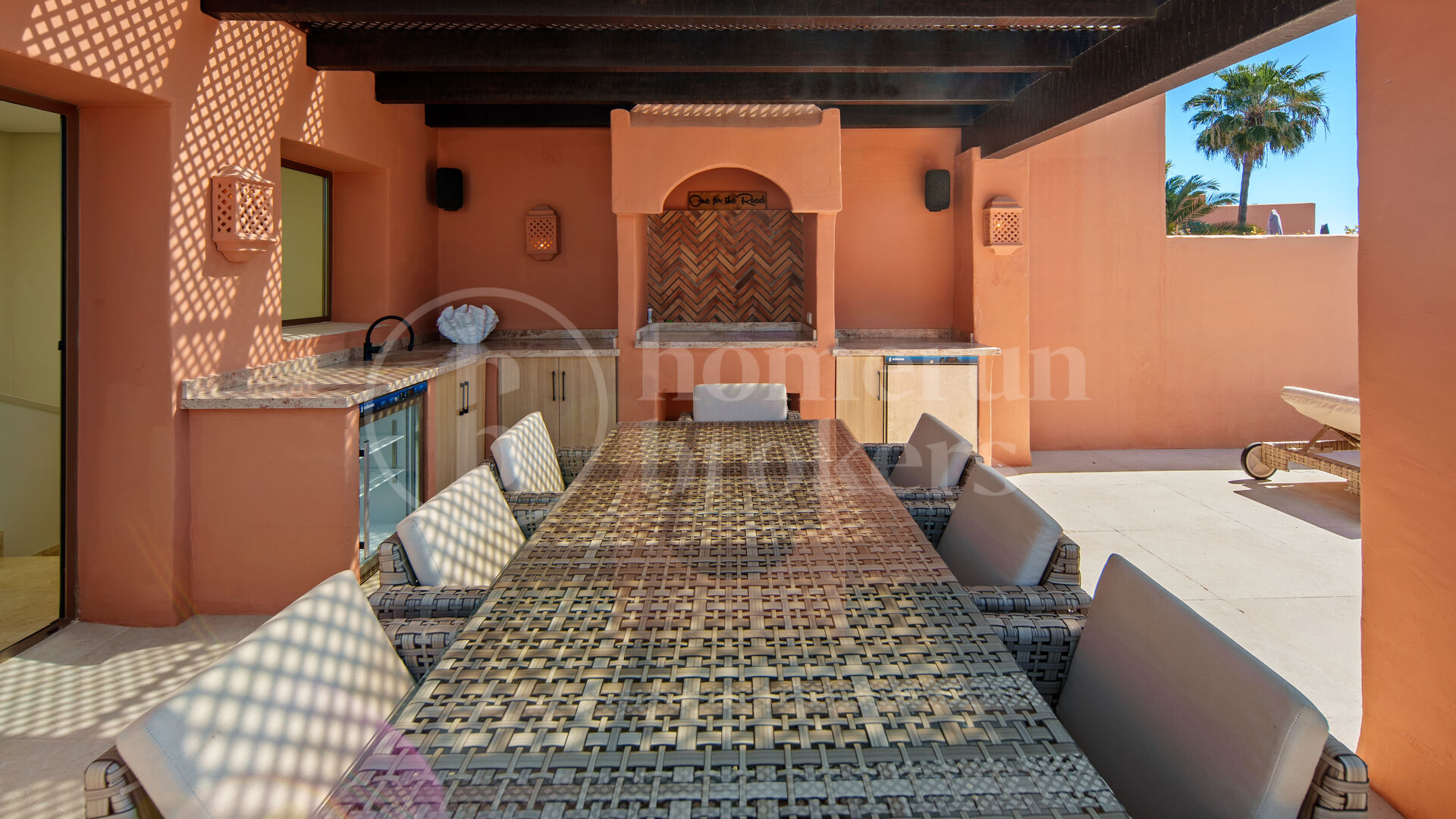 Duplex La Morera - Beachfront Duplex Penthouse with Sea Views in East Marbella