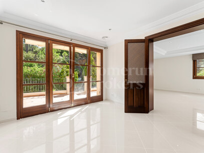 Villa Karolina - Elegant luxury Estate with sea views in Estepona