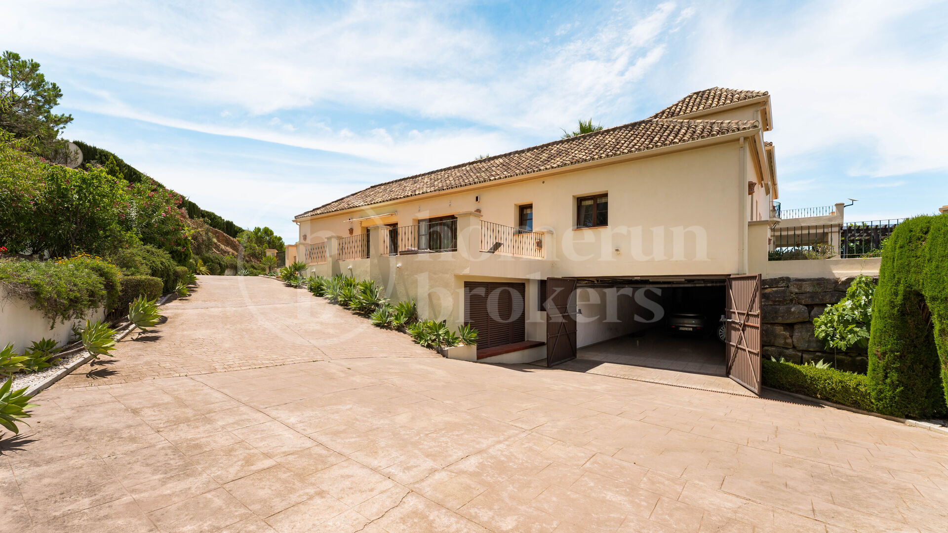 Villa Karolina - Elegant luxury Estate with sea views in Estepona