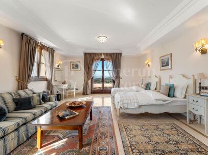 Villa Karolina - Elegant luxury Estate with sea views in Estepona