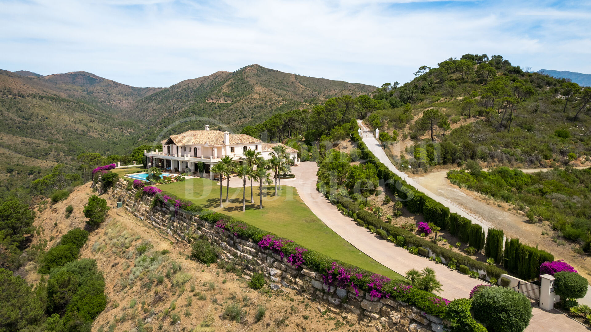 Villa Karolina - Elegant luxury Estate with sea views in Estepona