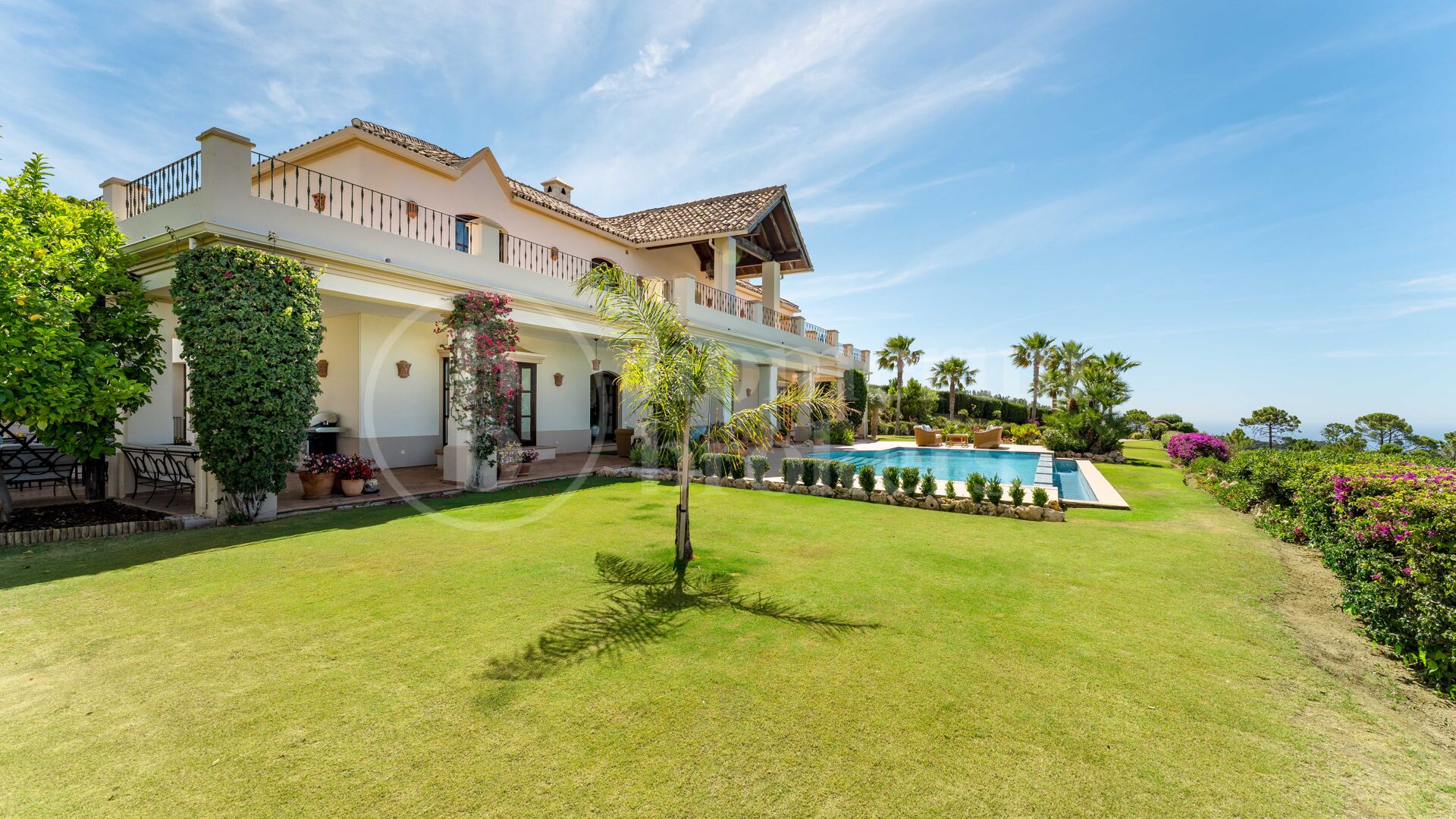Villa Karolina - Elegant luxury Estate with sea views in Estepona