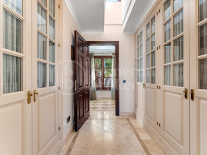 Villa Karolina - Elegant luxury Estate with sea views in Estepona