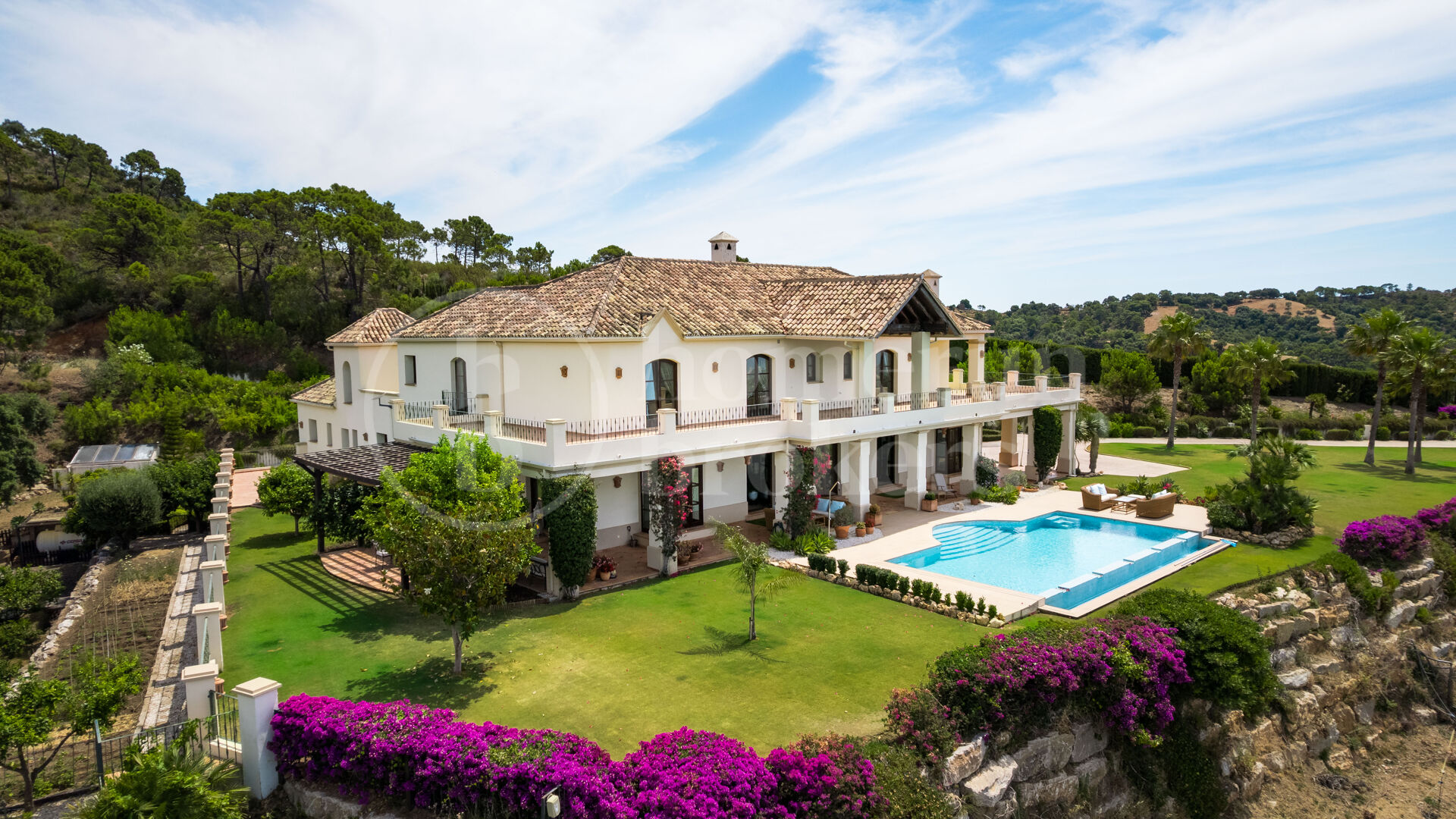 Villa Karolina - Elegant luxury Estate with sea views in Estepona