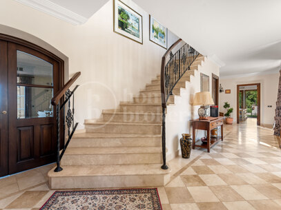 Villa Karolina - Elegant luxury Estate with sea views in Estepona