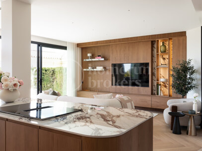 Casa Amani Hills - 4 bed townhouse with sea views Benahavis