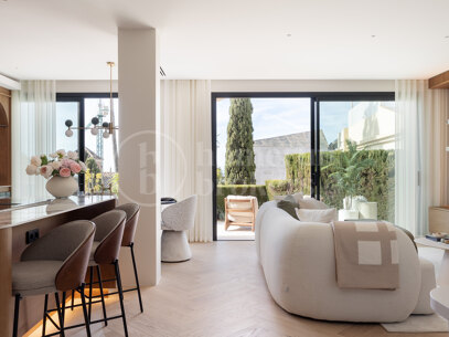 Casa Amani Hills - 4 bed townhouse with sea views Benahavis