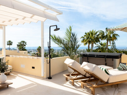 Casa Amani Hills - 4 bed townhouse with sea views Benahavis
