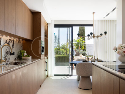 Casa Amani Hills - 4 bed townhouse with sea views Benahavis