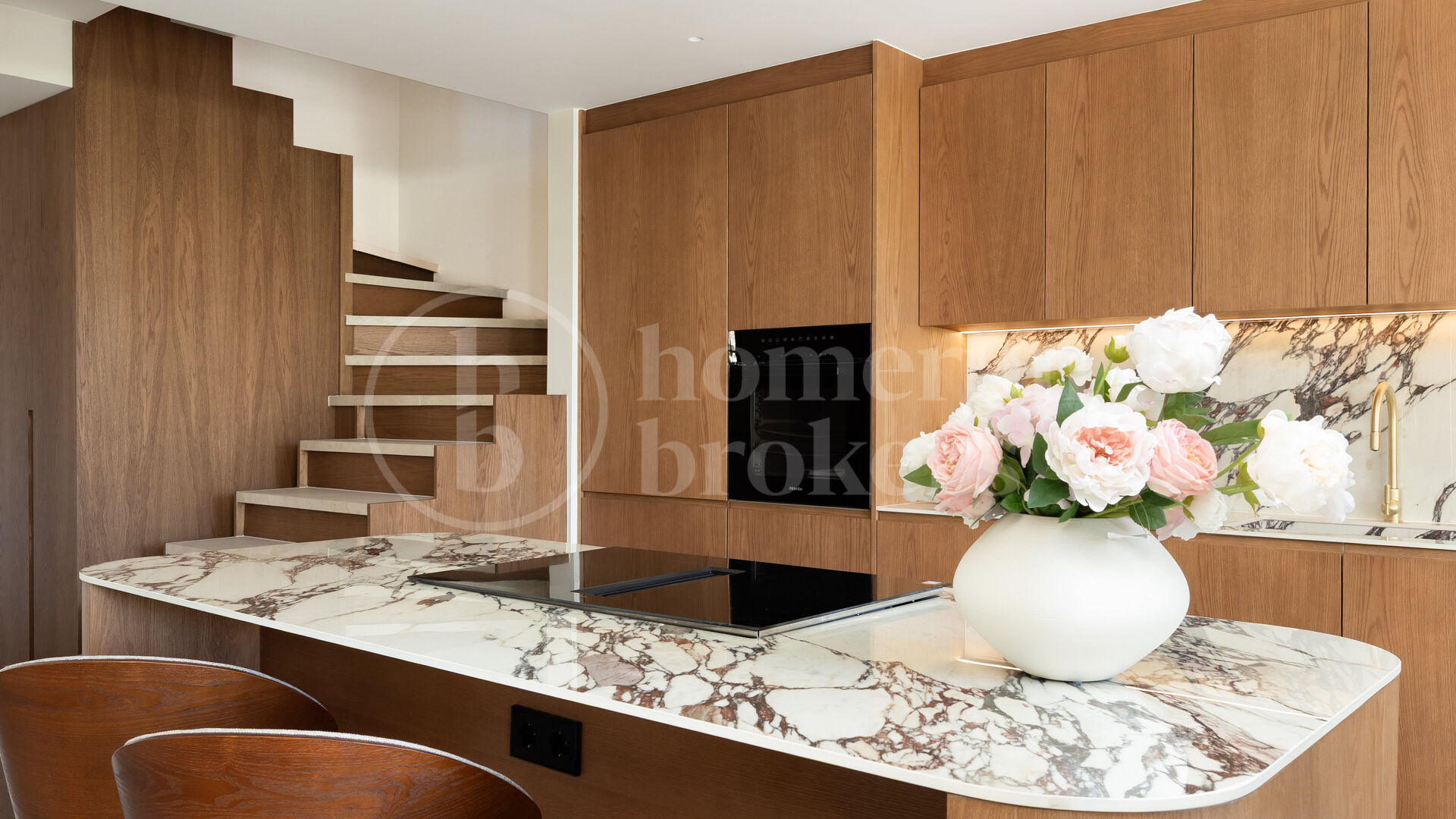Casa Amani Hills - 4 bed townhouse with sea views Benahavis