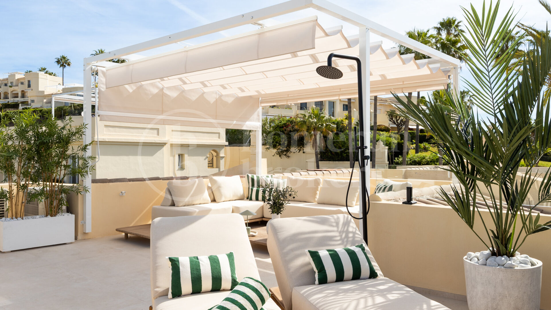 Casa Amani Hills - 4 bed townhouse with sea views Benahavis