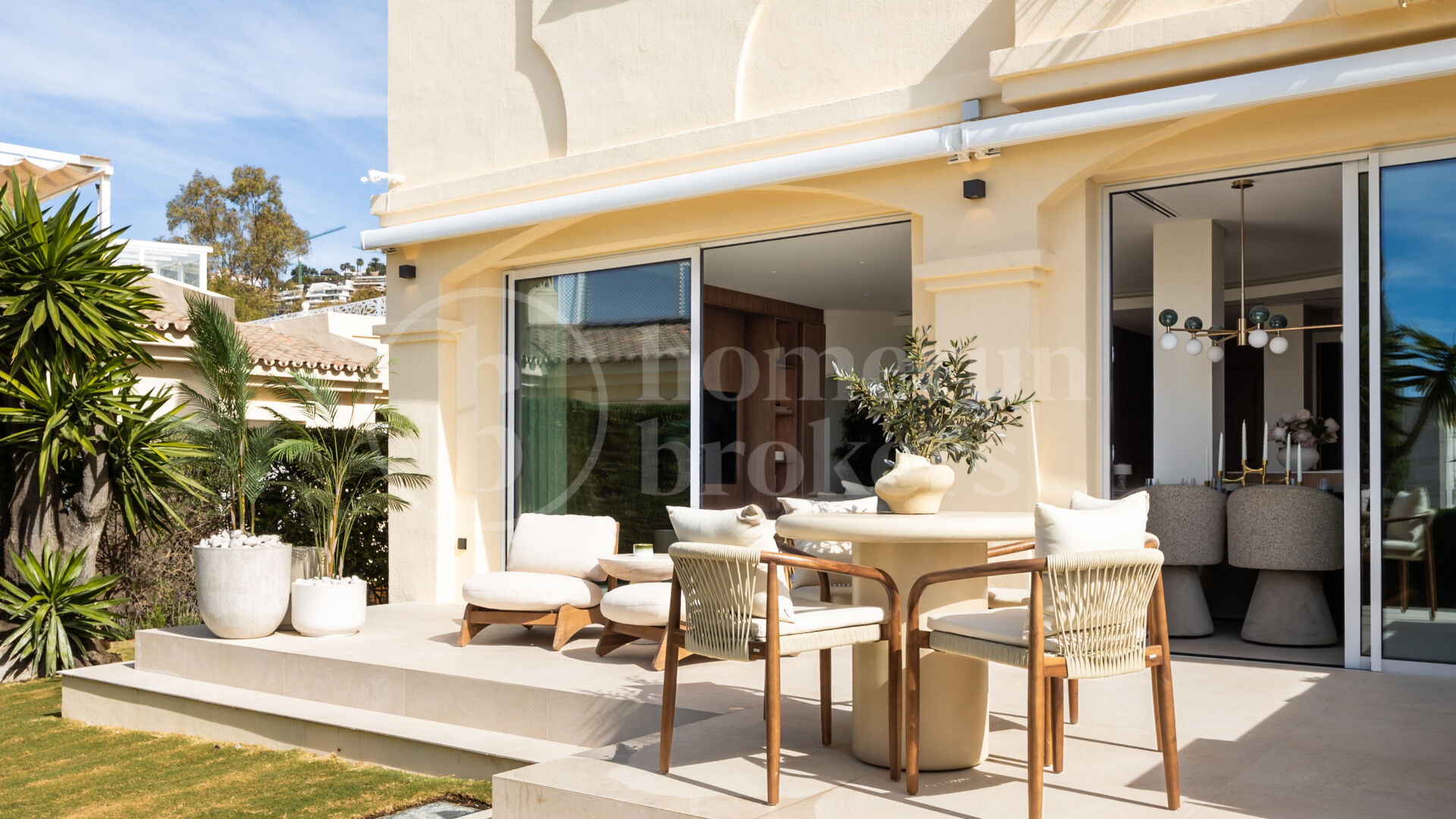 Casa Amani Hills - 4 bed townhouse with sea views Benahavis