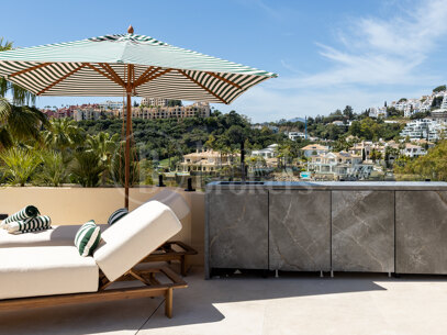 Casa Amani Hills - 4 bed townhouse with sea views Benahavis