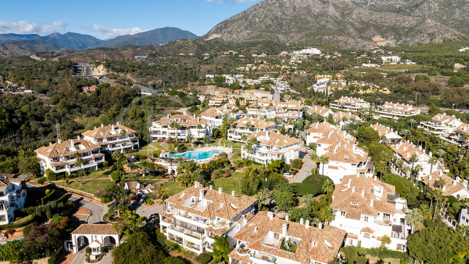 Apartment Monte Paraiso 9 - 4 Bed Fully Renovated in Marbella Golden Mile