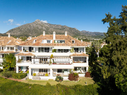 Apartment Monte Paraiso 9 - 4 Bed Fully Renovated in Marbella Golden Mile