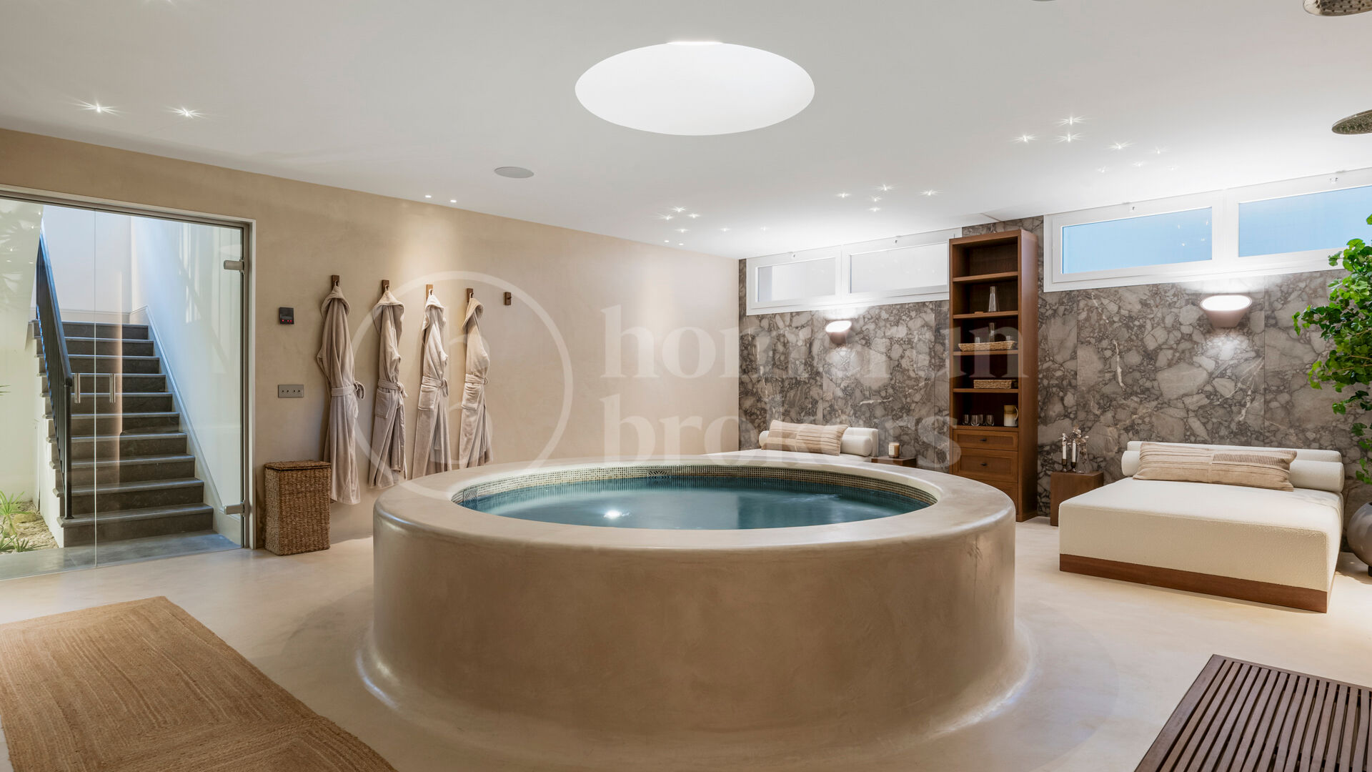 Villa La Hacienda - Luxury Villa in Nueva Andalucia