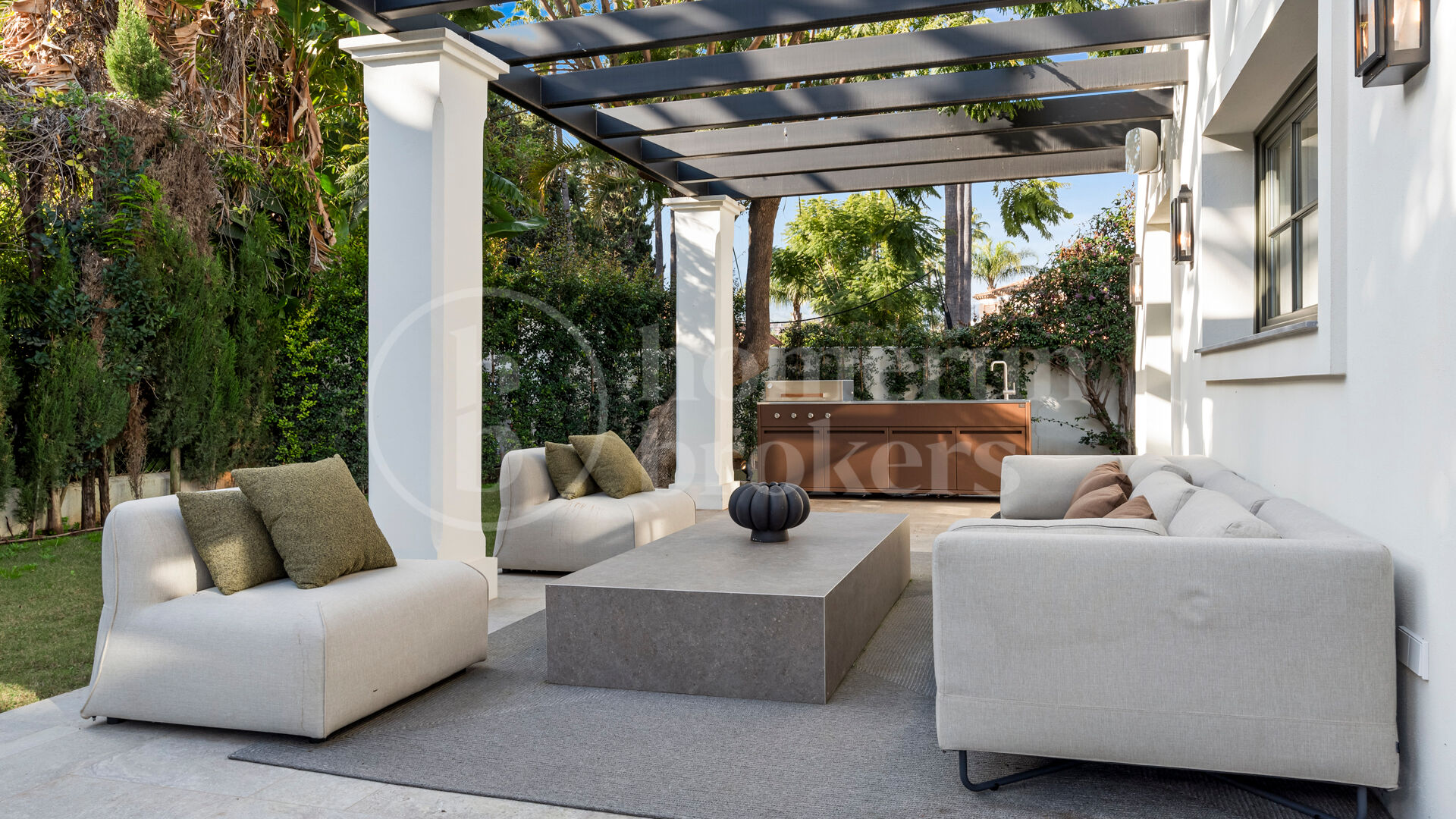 Villa La Hacienda - Luxury Villa in Nueva Andalucia