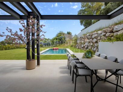 Villa Bonaldo - 6 Bedroom Modern Villa in Benahavis