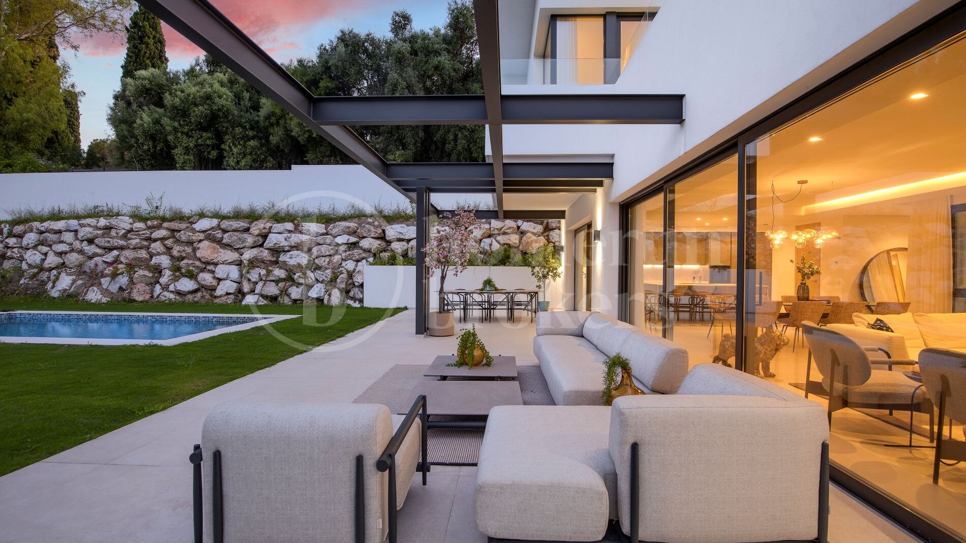 Villa Bonaldo - 6 Bedroom Modern Villa in Benahavis