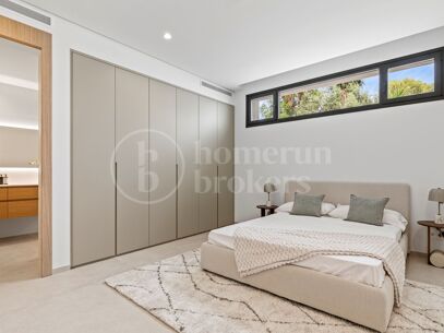 Villa Bonaldo - 6 Bedroom Modern Villa in Benahavis