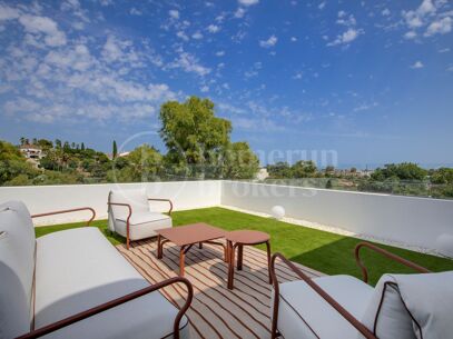 Villa Bonaldo - 6 Bedroom Modern Villa in Benahavis