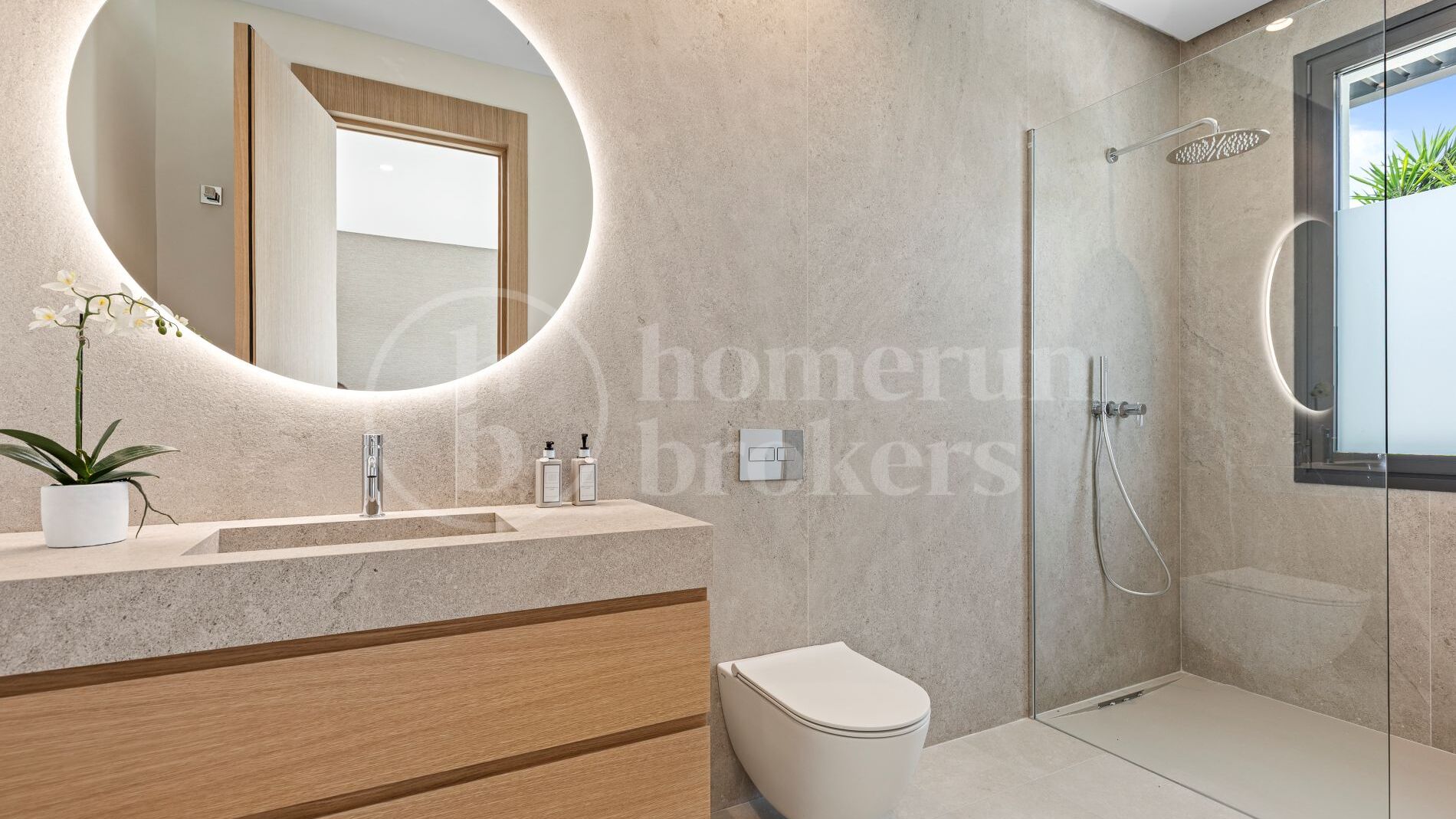 Villa Bonaldo - 6 Bedroom Modern Villa in Benahavis