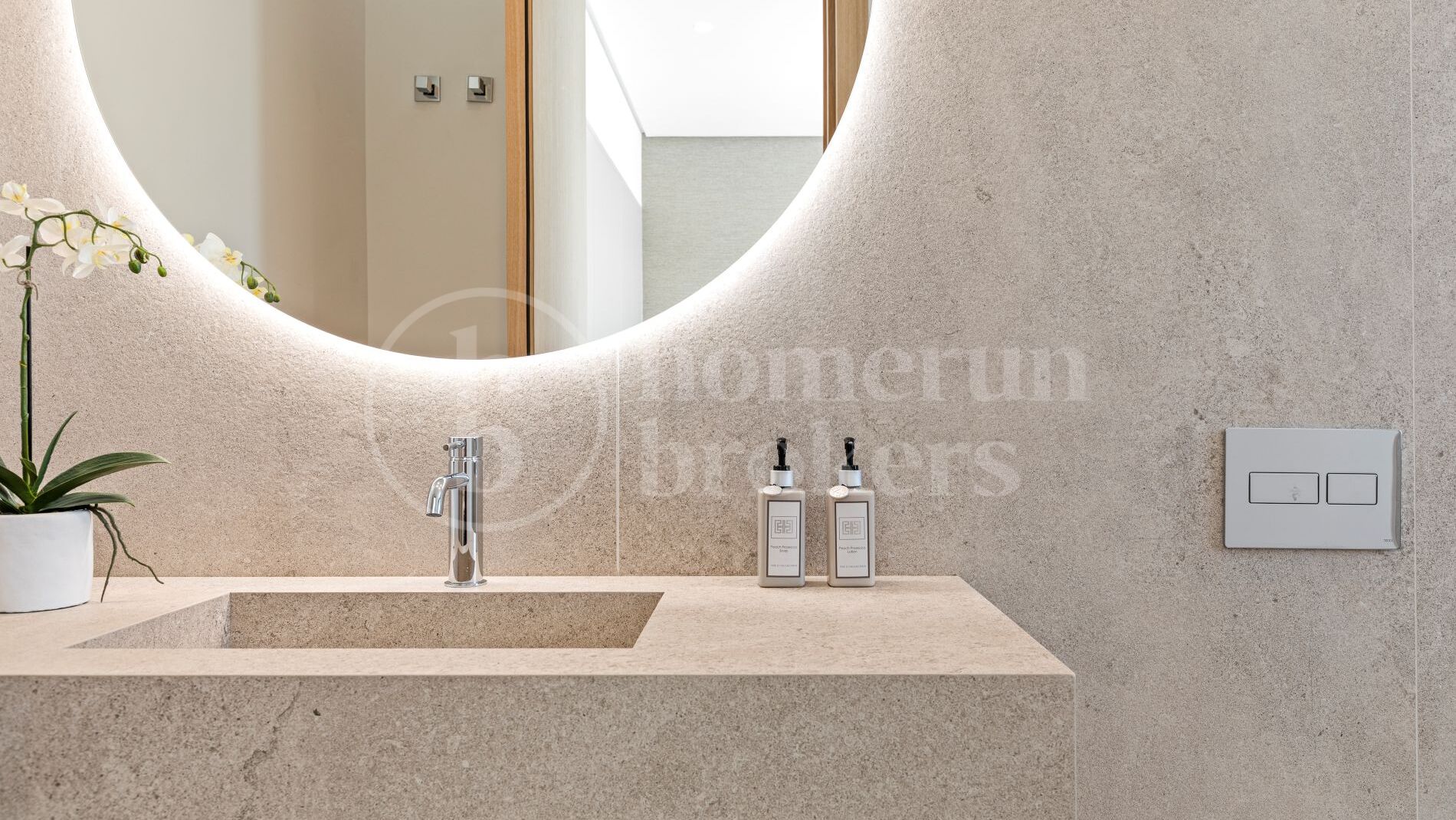 Villa Bonaldo - 6 Bedroom Modern Villa in Benahavis